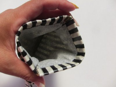 画像1: 消臭マナーポーチ（stripe-black）防水加工