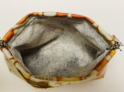 画像1: 消臭マナーポーチ《大》(コーギーパン柄)クリーム防水加工